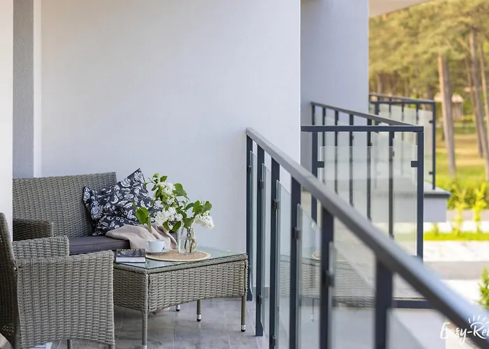 Baltic Whispers Z Basenem Easy- Rent D25
