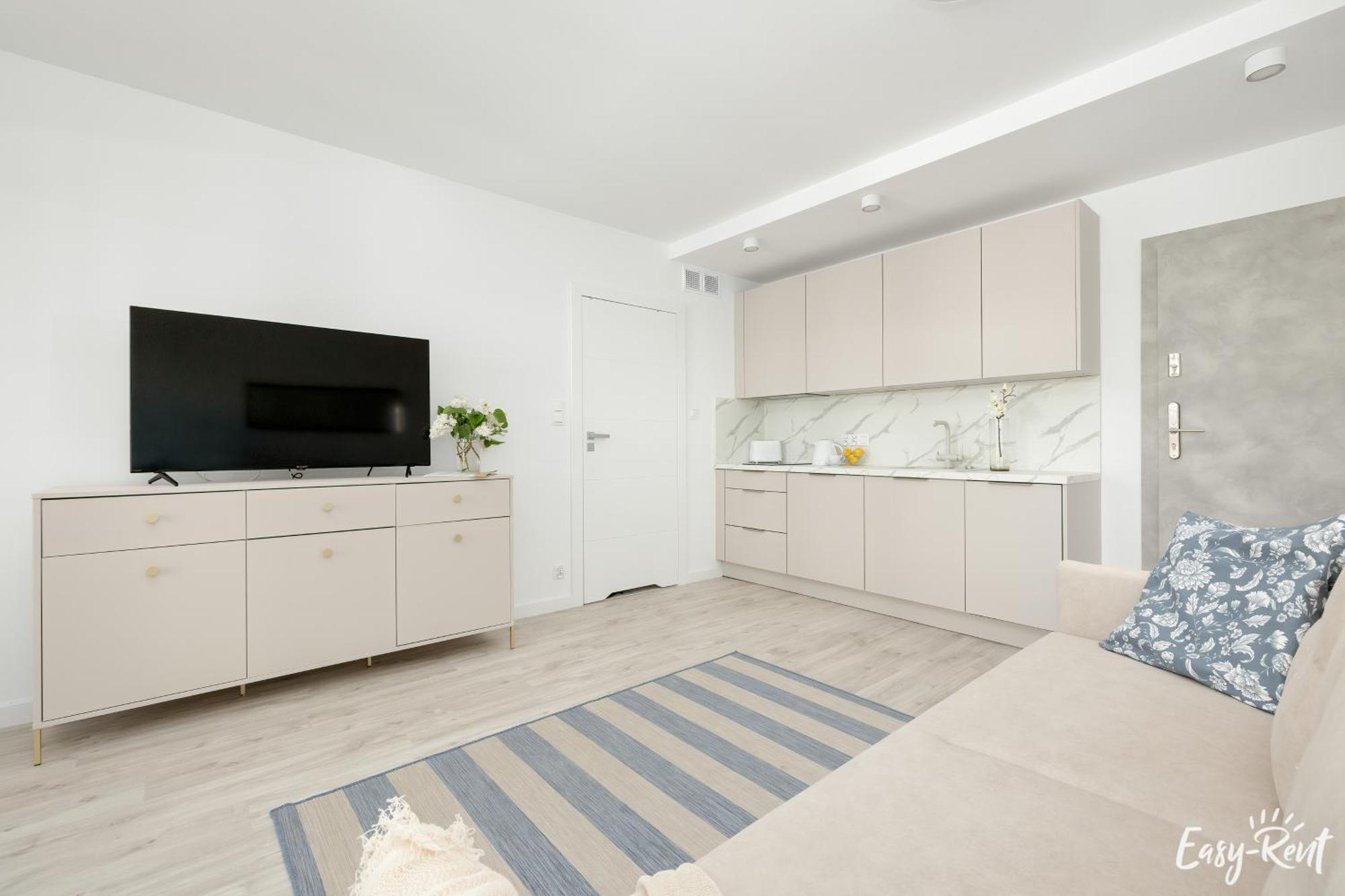 Baltic Whispers Z Basenem Easy- Rent D25 * Pobierowo